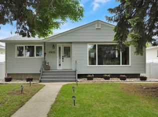 11925 37th St NW, Edmonton, AB T5W 2B9