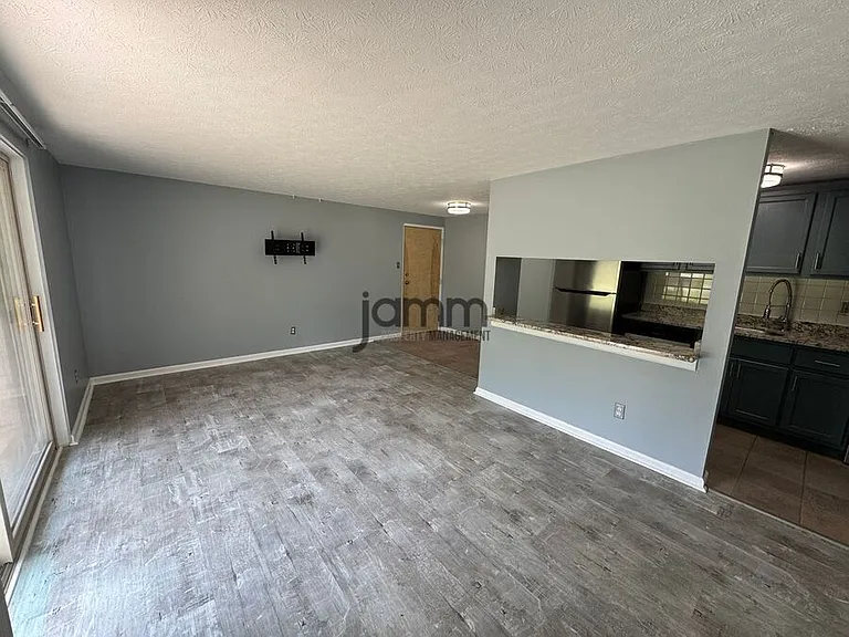 24325 Detroit Rd #A-103 — Photo 8