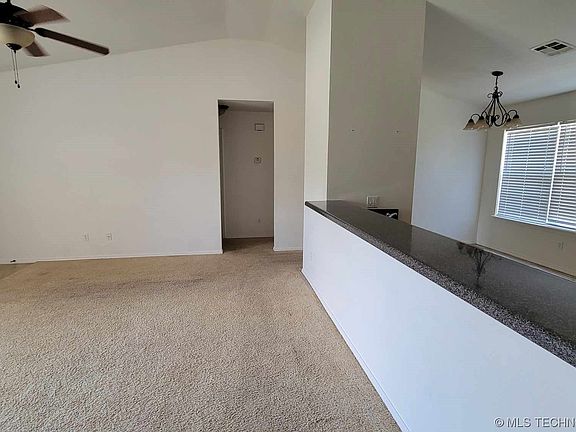 5th image of 26121 E 90th Pl S