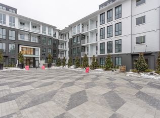 14968 101a Ave #408, Surrey, BC V3R 0E8
