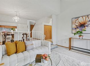 Ballinger Point, Mountlake Terrace, WA 98043