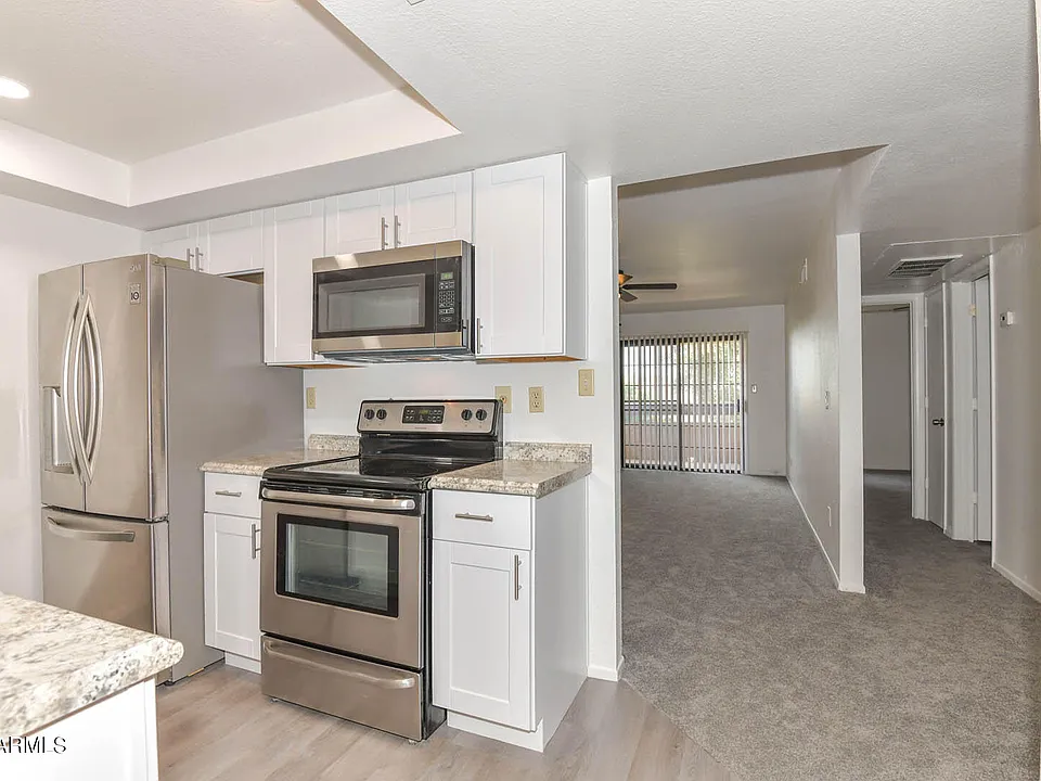 3131 W Cochise Dr #213