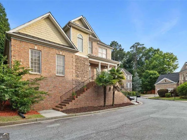 1711 Summit Glen Ln NE, Atlanta, GA 30329