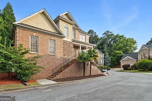 1711 Summit Glen Ln NE Photo 1