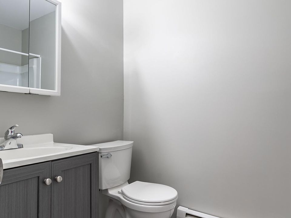 1st image of 1089 York Ave #2