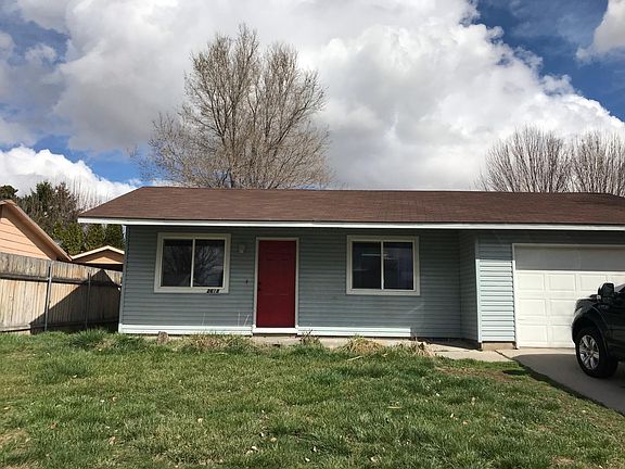 2nd image of 2618 E Denver Ave