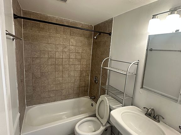 4th image of 520 Talbot Ave APT 9