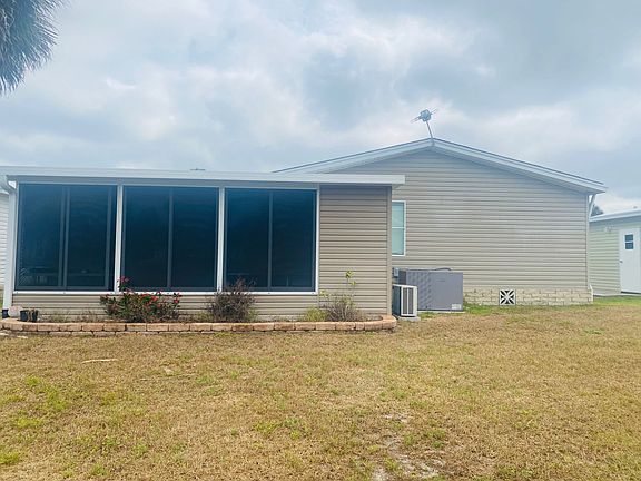 5th image of 17129 Golf Vista Ct