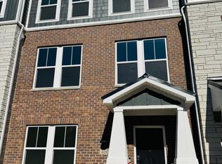 42822 Atwood Ave, Novi, MI 48375