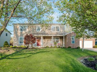 40 Timber Ridge Dr, Pickerington, OH 43147