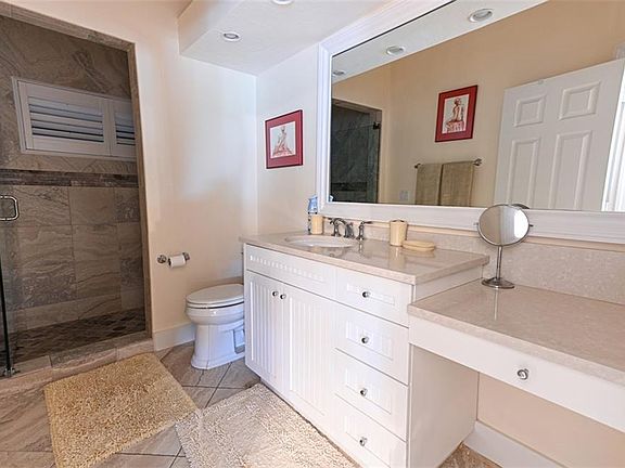 5th image of 145 Barefoot CIR