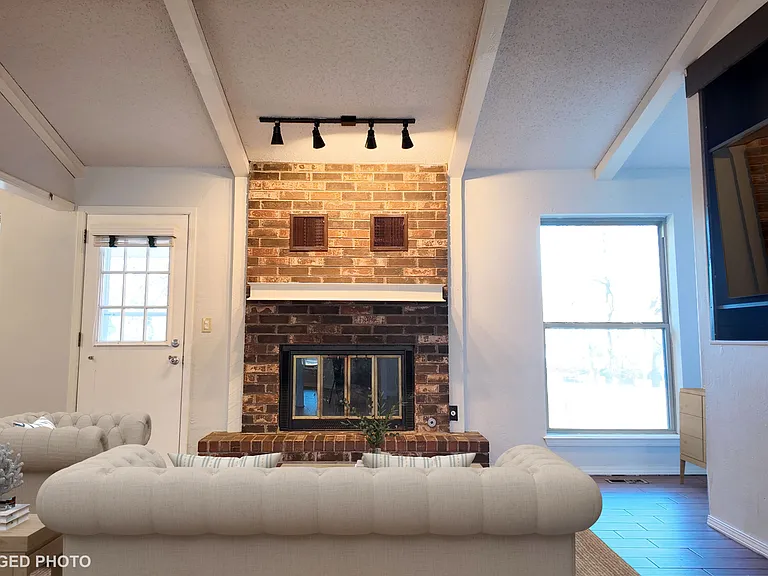 225 N Tunbridge Rd — Photo 7