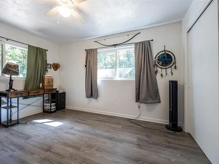 749 NW 34th St — Photo 30