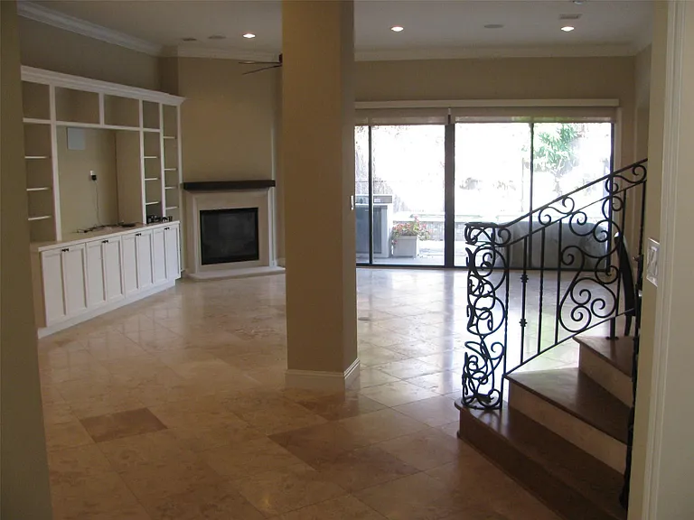 4112 Blossom St — Photo 8