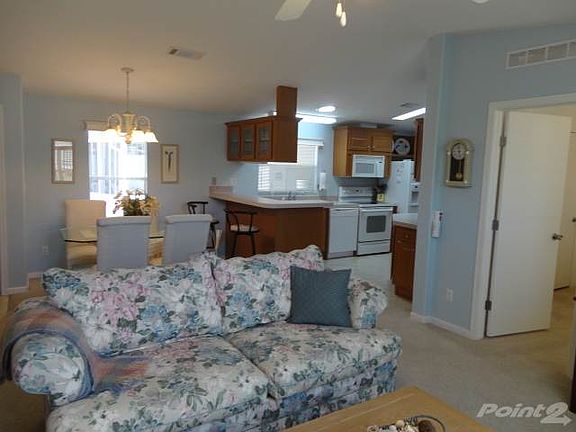 Open to Dining & Kitchen