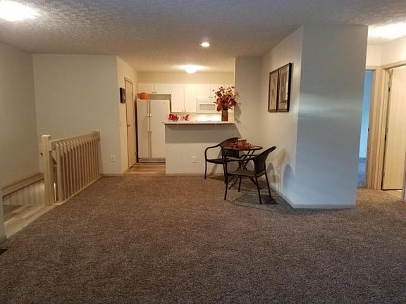 5th image of 4112 Meadowleigh Way