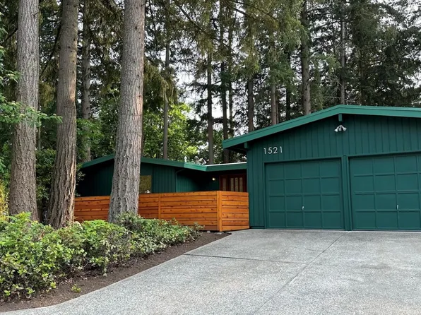 1521 150th Ave SE, Bellevue, WA 98007