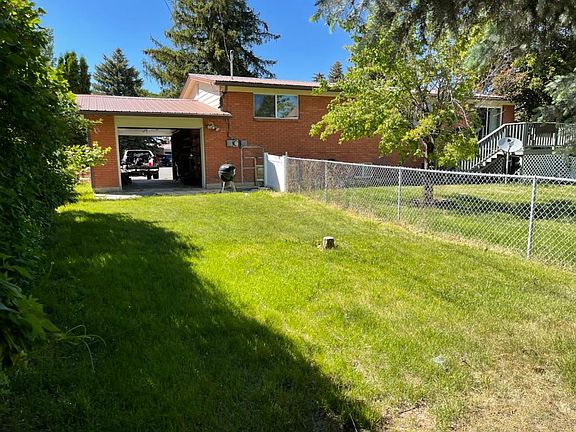 2nd image of 1920 Nixon Cir