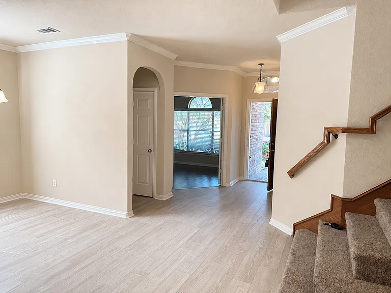 2812 Gooseberry Dr — Photo 4