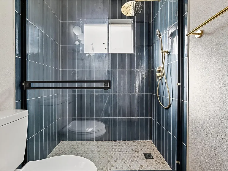 5530 Oak Falls Dr — Photo 34