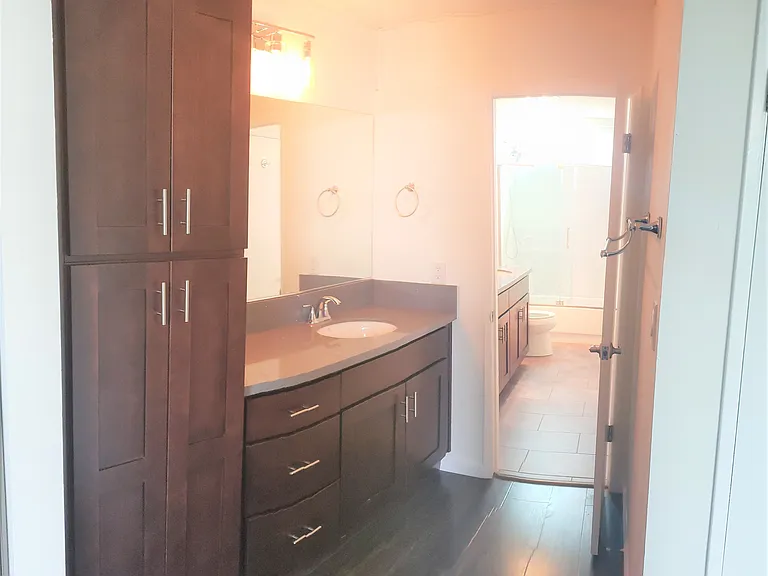 Aviation Townhomes — Photo 15