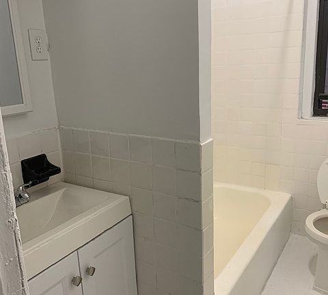 5th image of 157-11 Sanford Ave #5
