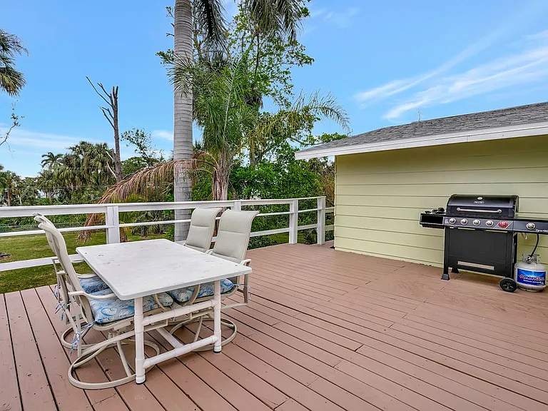 16360 N Oleander Dr — Photo 28