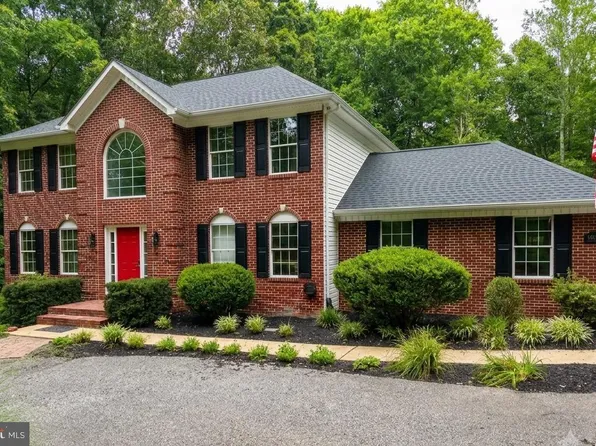 11608 Rest Dr, La Plata, MD 20646