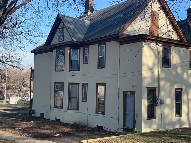 1137 Edgerton St — Photo 17