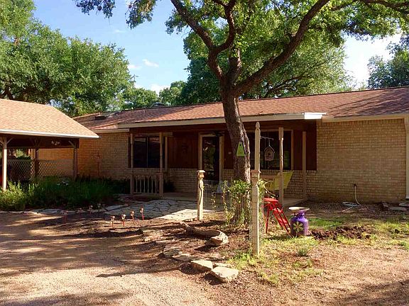 3rd image of 810 Woodland Hills Dr