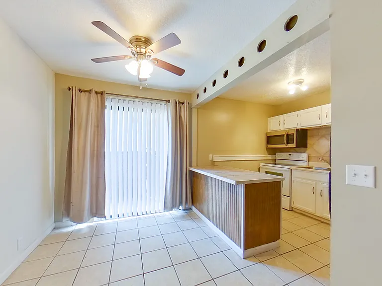 713 Dondee Dr — Photo 20