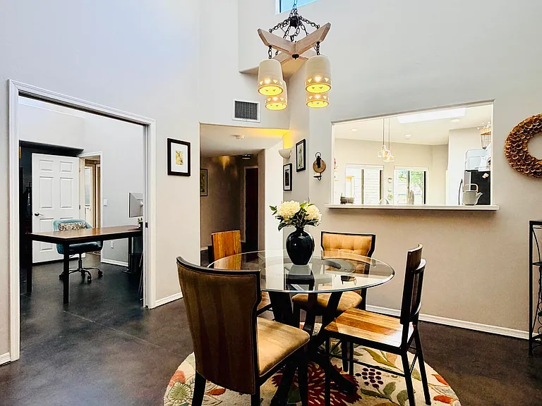 272 E Southern Pines Dr — Photo 10