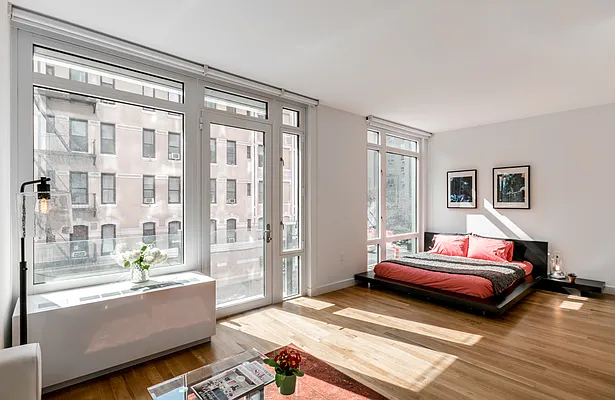 Rented by Bond New York | media 1