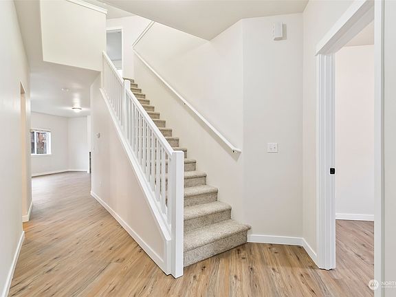 3rd image of 19507 90th Avenue Court E