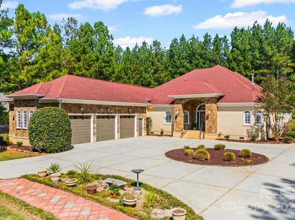 1385 Indigo Ct, Rock Hill, SC 29730