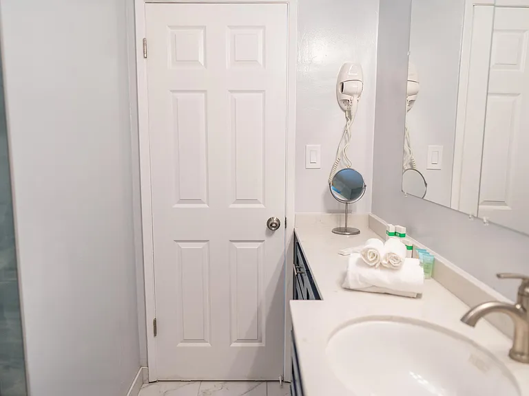 1507 S Roosevelt Ave — Photo 36