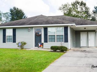 403 Oak Springs Ln, Carencro, LA 70520