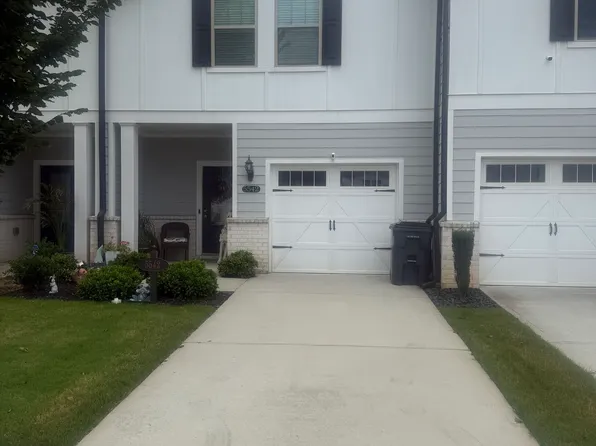 5542 Plain Field Ln, Lilburn, GA 30047