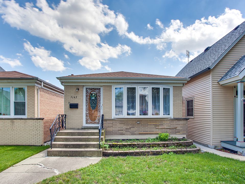 1st image of 5143 W Ainslie St