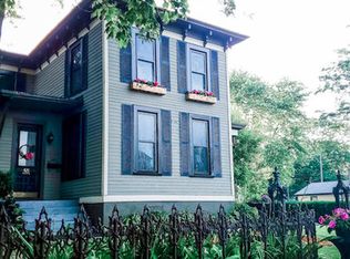 426 N 7th St, Rochelle, IL 61068