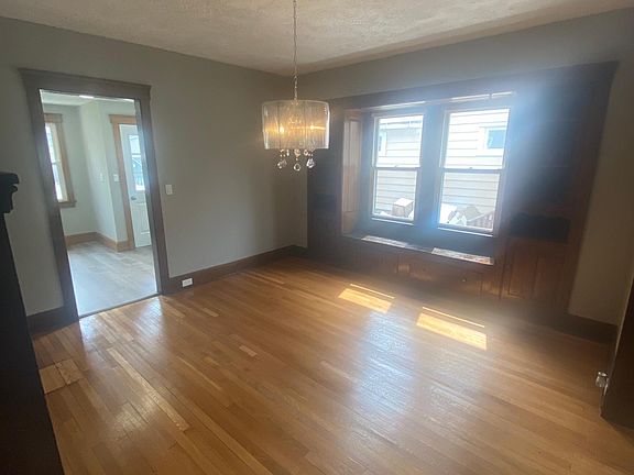 5th image of 1267 Cove Ave #1267