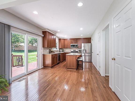 5th image of 14916 Slippery Elm Ct