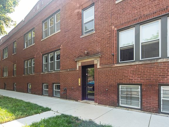 2nd image of 2319 W Waveland Ave #G