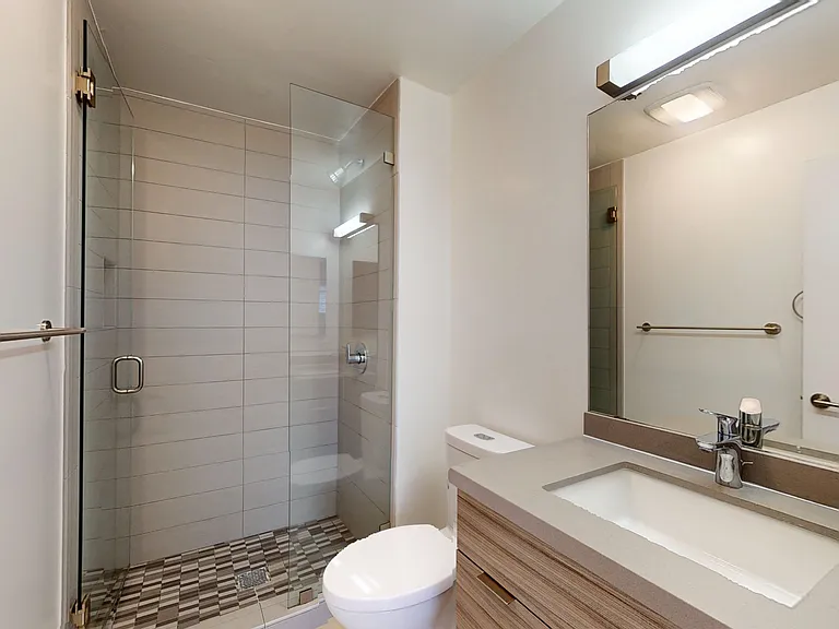 2642 Greenwich St #102 — Photo 22