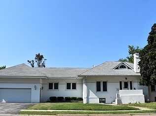 2218 Elizabeth Ave, Zion, IL 60099