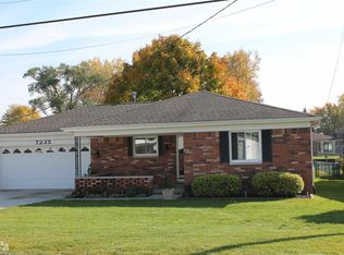 7235 Cardinal St, Algonac, MI 48001