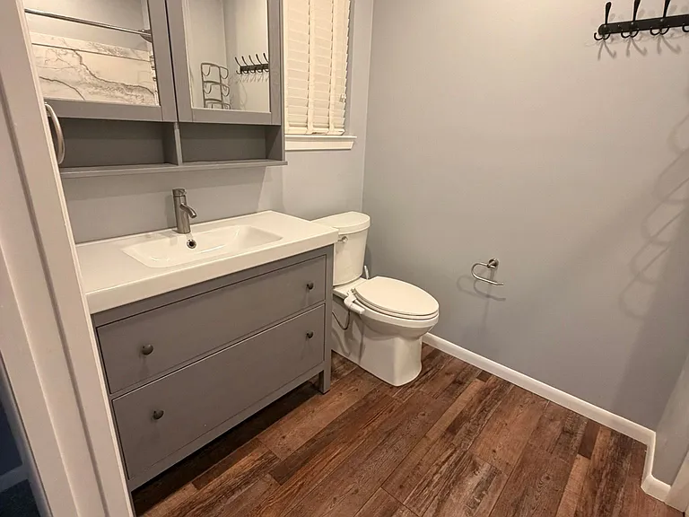 11504 Orbit Rd — Photo 12