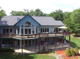 916 Kays Point Rd, Four Seasons, MO 65049