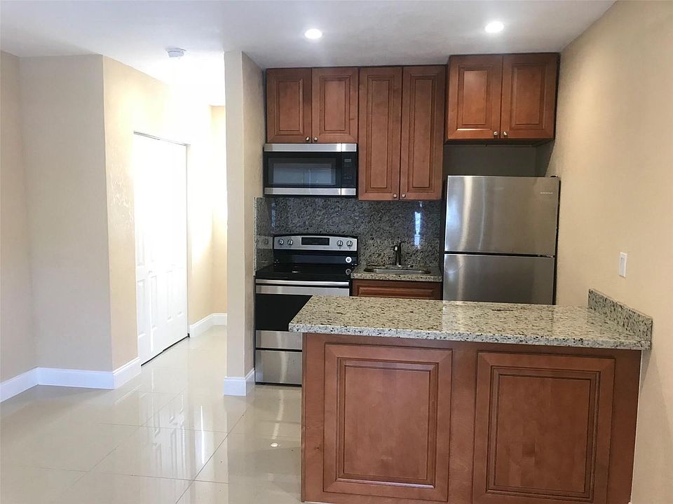 2nd image of 6220 Dawson St APT 3