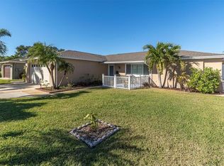 219 98th Ave NE, Saint Petersburg, FL 33702